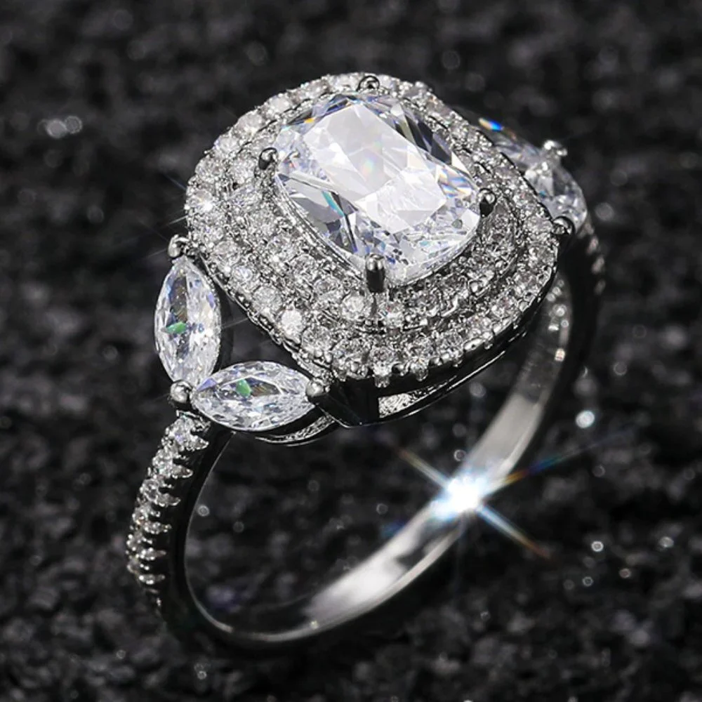 😍Crystal Shiny Large Oval Macro Pave Wedding Romantic Ring for Women, K872
